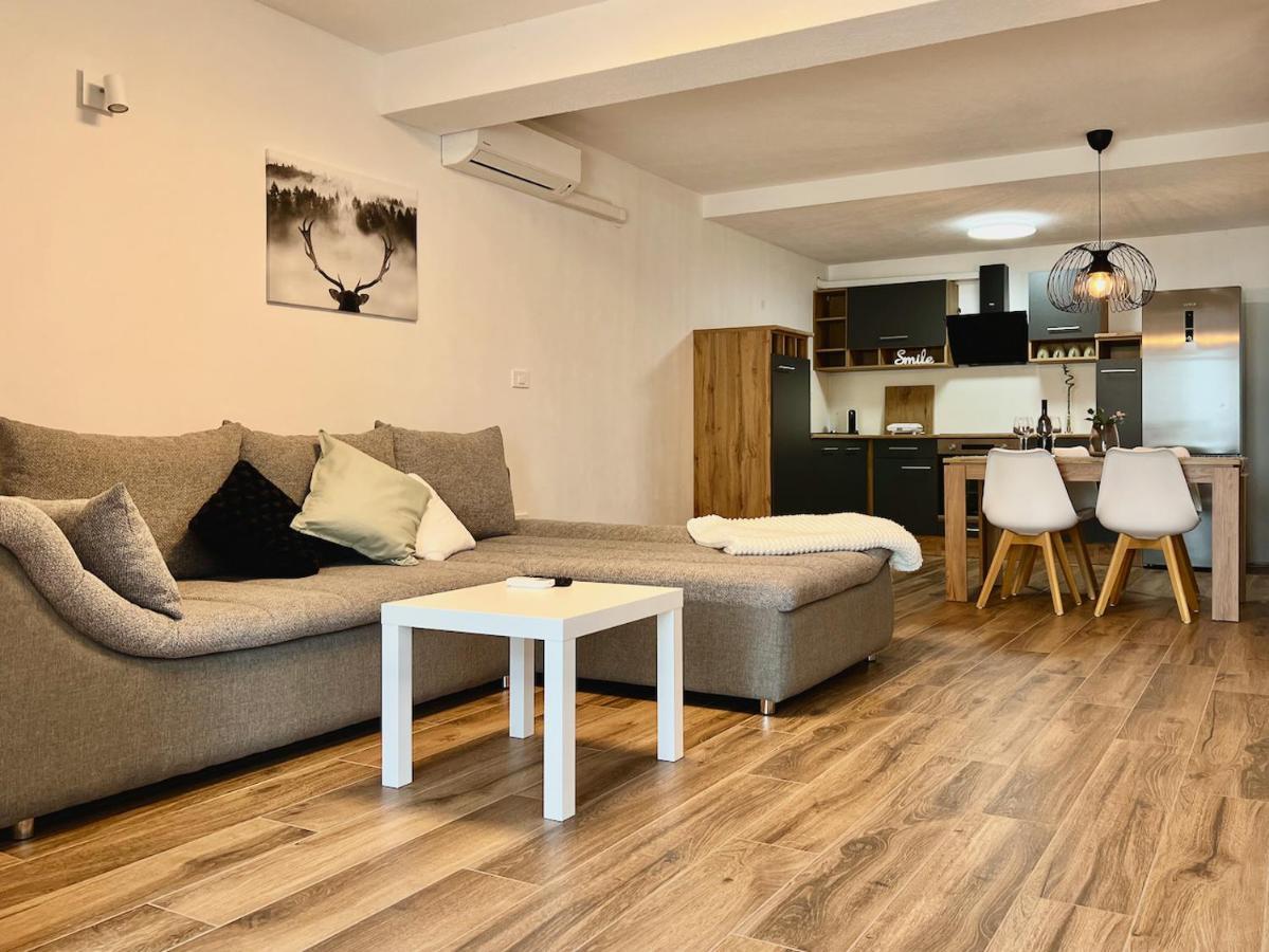 Apartment Zen Zgornje Skofije Eksteriør billede